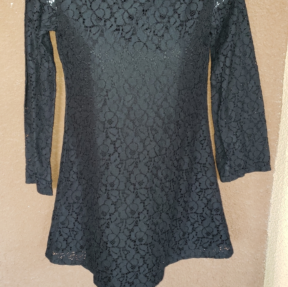 Lace tunic top